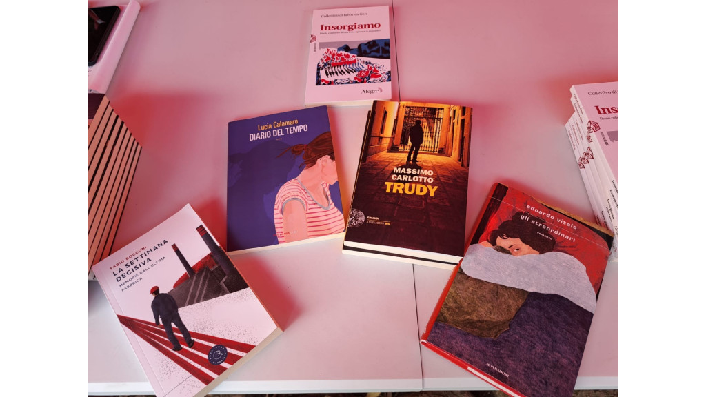 cinque libri finalisti insieme al vincitore